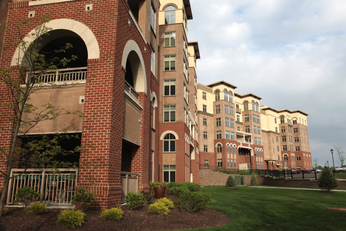 Providence Point Courtyard Side Angle