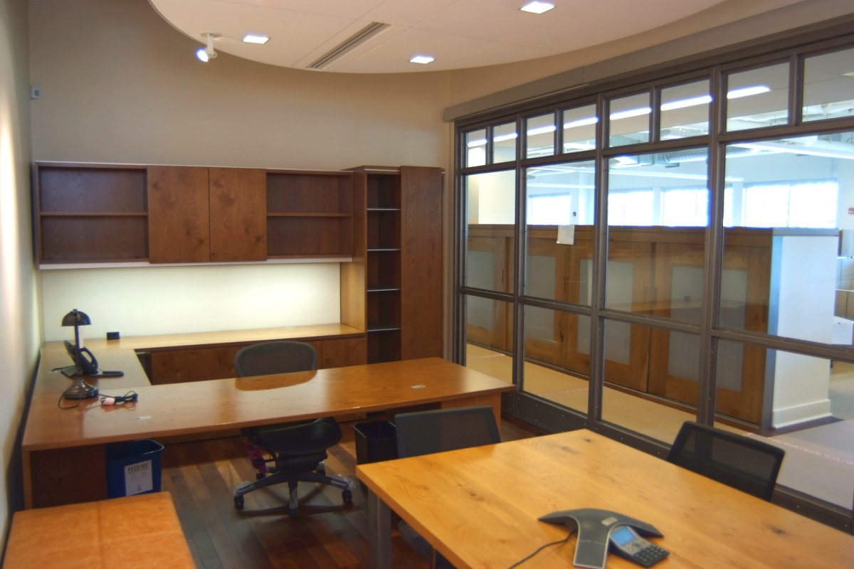 office, metal frame